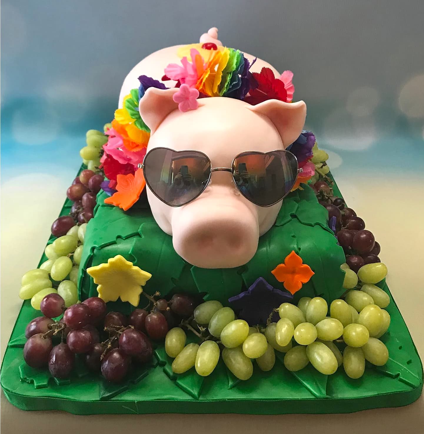 Three-dimensional sculpted pig cake by Sweet Cakes by Kristen